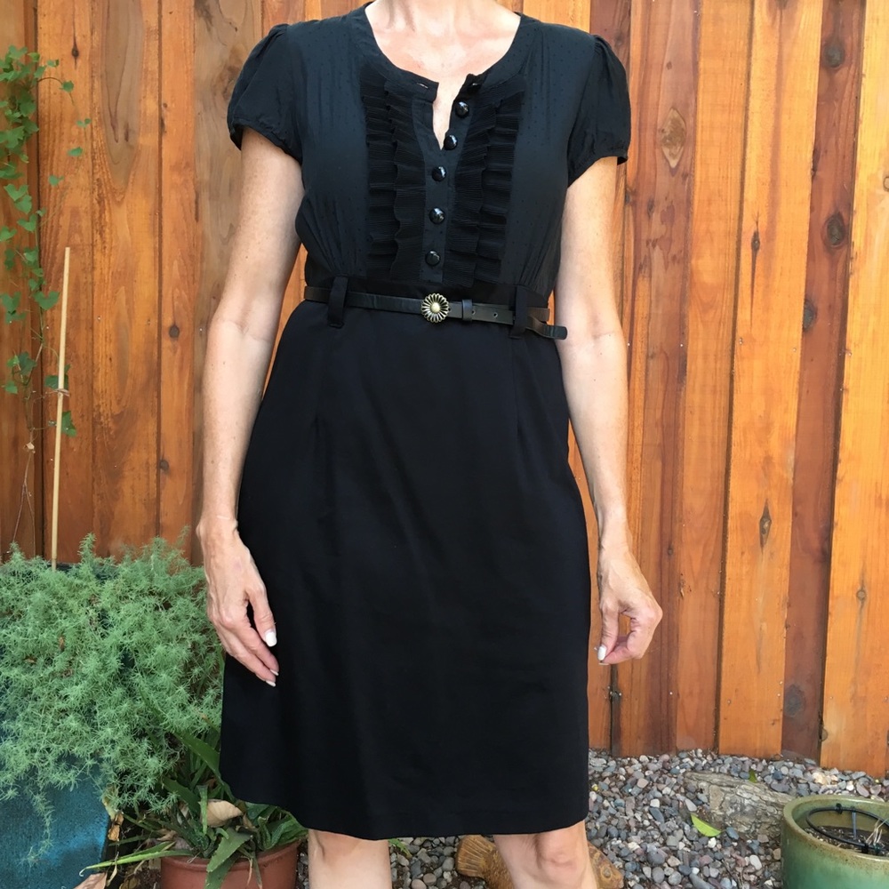 H&M Belted Shirtdress with cute detailing
